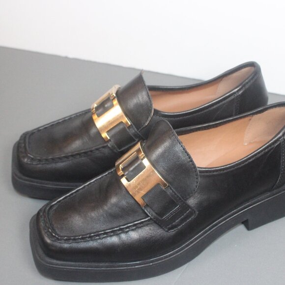 Men's Black Leather Loafers with Gold Accent Size 6 - Picture 3 of 11